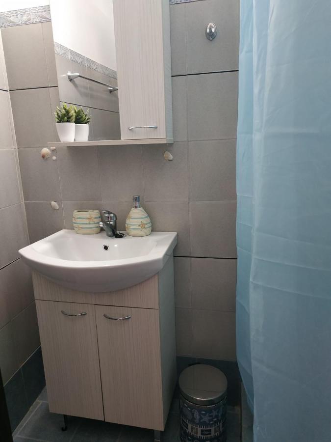 Παραθαλασσια Στουντιο Μιχαλιας Sea View Studio Michalias Agia Marina  Exteriér fotografie